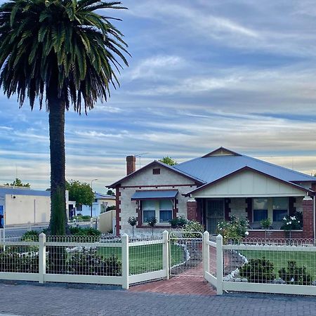 Two Cow Cottage Bed & Breakfast Keith Bagian luar foto